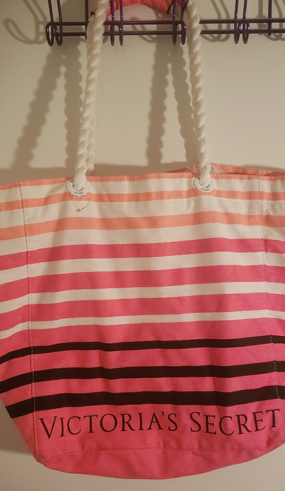 Reversible beach bag